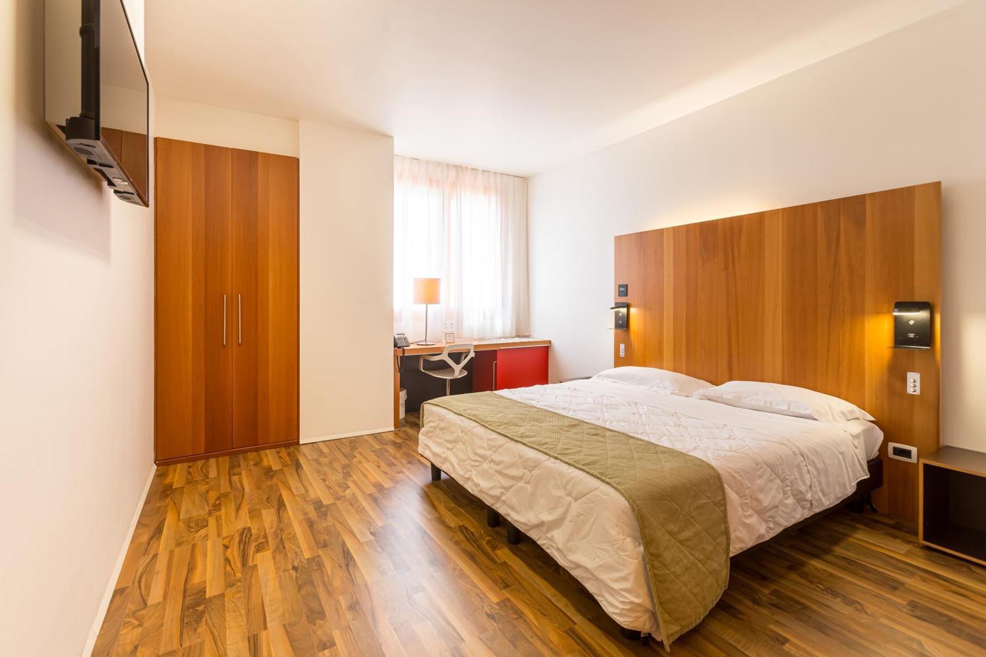 New Ipoint Hotel San Giovanni in Persiceto Ngoại thất bức ảnh